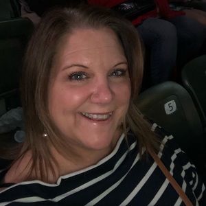 Meet your Posher, Kara